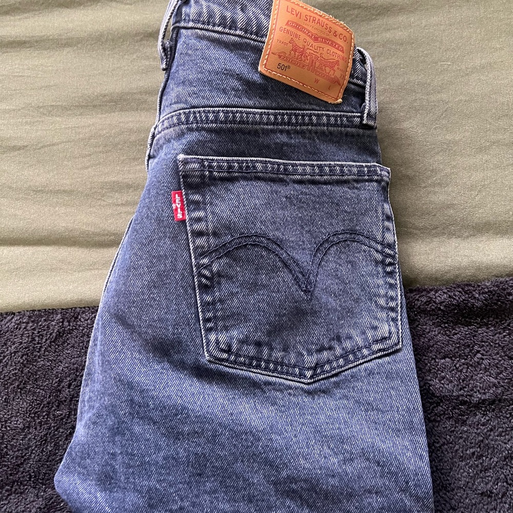 Black 501 Levis jeans